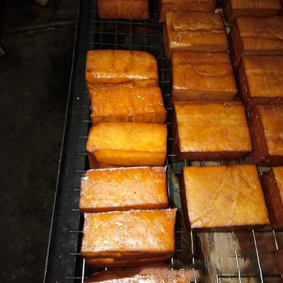 熱く、冷たい100kgバッチ魚の煙るオーブンのソーセージの鶏の煙機械